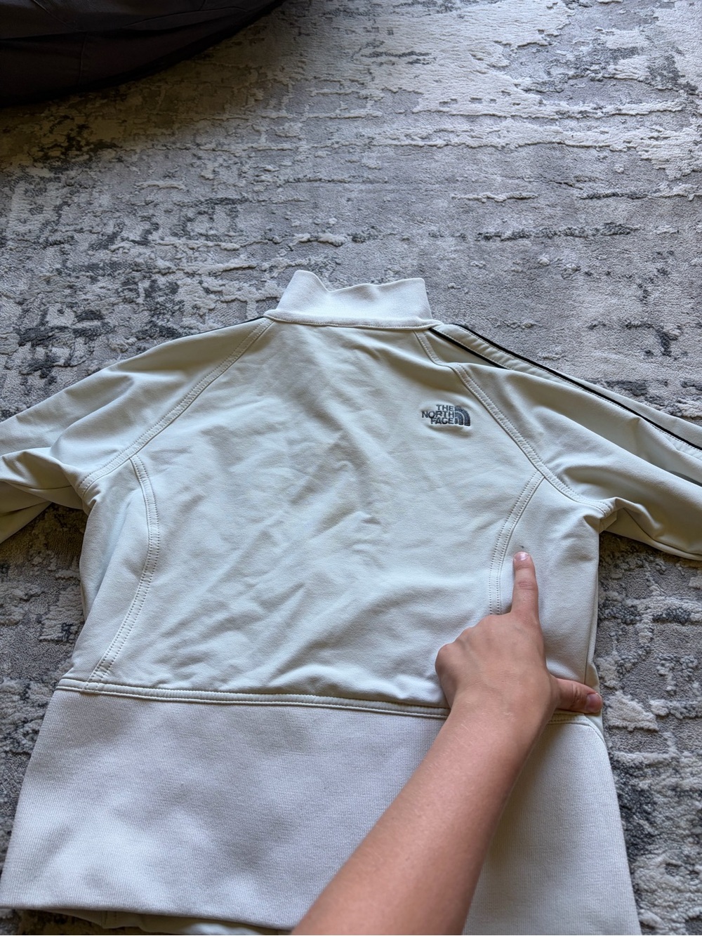 The North Face Women's Cream Apex Full-Zip Utility Jacket - Picture 7 of 9